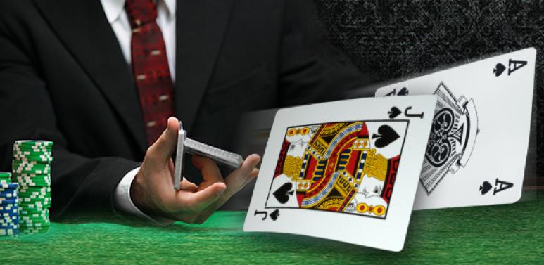 cartas blackjack chips de casino